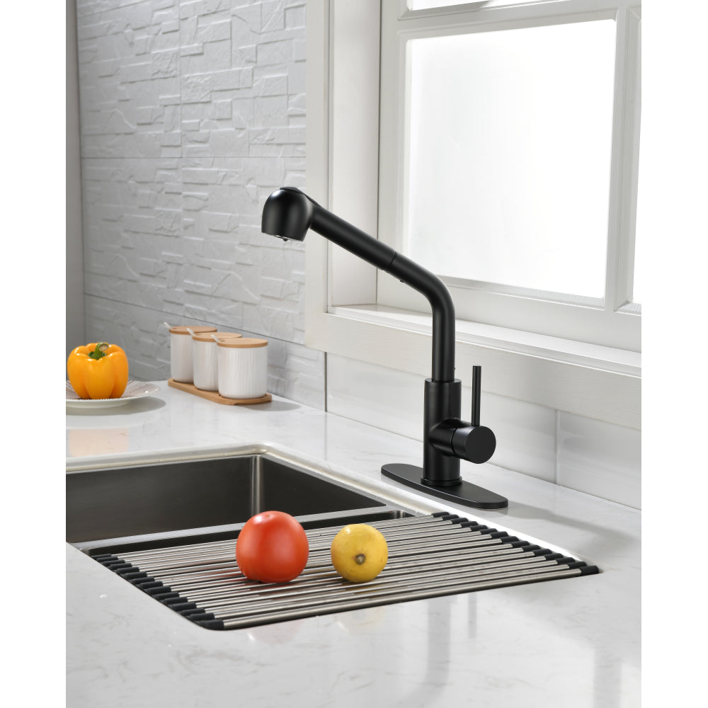 Matte Black Kitchen Faucets with Pull Down Sprayer, Single Handle Kitchen Sink Faucet with Pull Out Sprayer