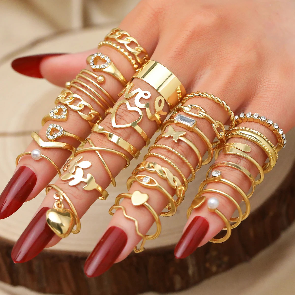 30PCS/Set Trendy Gold Love Heart Leaf Pearl Ring Set for Women Jewelry Punk Diamond Crystal Rhinestone Stackable Rings