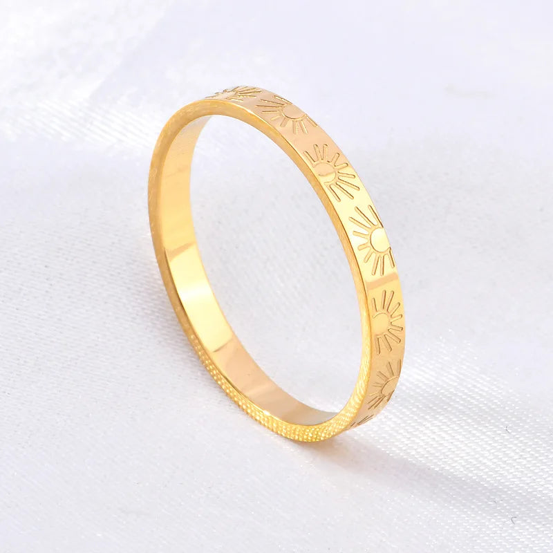 Unique Design Fine Jewelry Sun Engrave Pattern Ring Stainless Steel High Quality 18K Gold Plated Couple Rings for Engagement